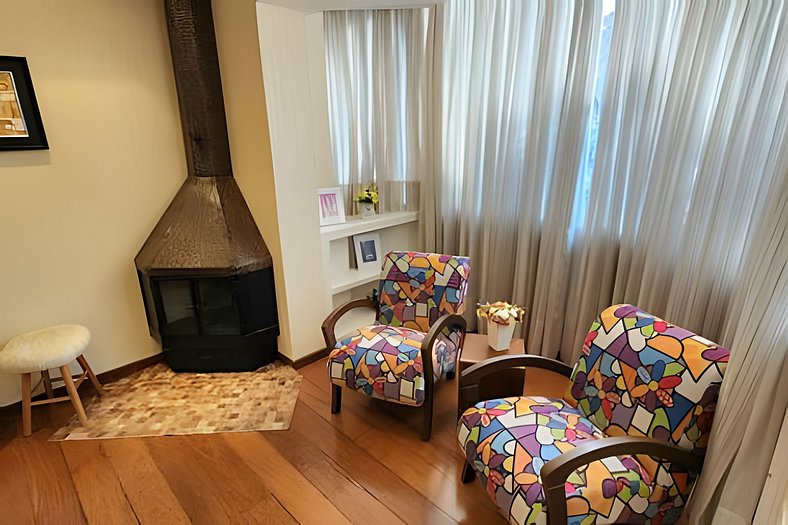 Maravilhoso Apartamento no Centro de Gramado